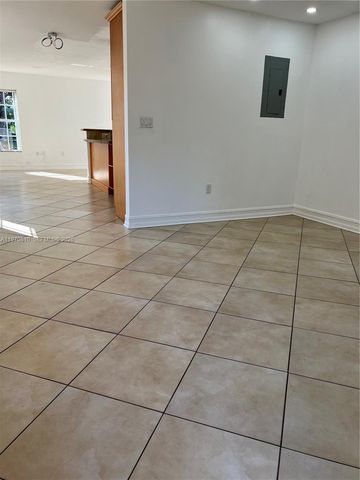 158 SW 96th Ct 158, Miami, FL 33174