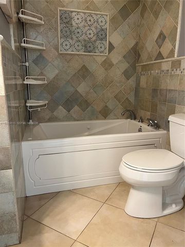 158 SW 96th Ct 158, Miami, FL 33174