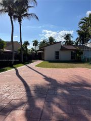 158 SW 96th Ct 158, Miami, FL 33174