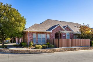 3200 Rosemeade Drive 813, Fort Worth, TX 76116