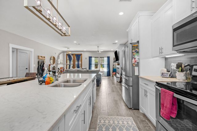 8914 Timber Lane, Navarre, FL 32566