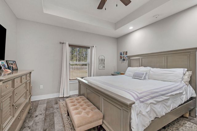 8914 Timber Lane, Navarre, FL 32566