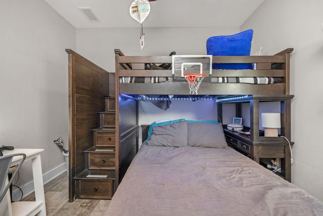 8914 Timber Lane, Navarre, FL 32566