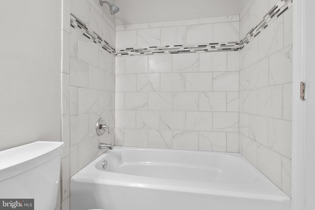 433 ALBANY ST, Fredericksburg, VA 22407