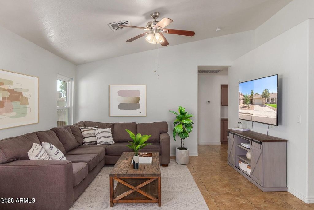 941 W HUDSON Way, Gilbert, AZ 85233 — photo 4