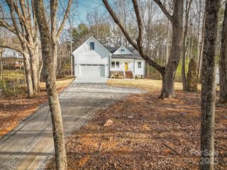 444 Old Buckeye Cove Road, Swannanoa, NC 28778