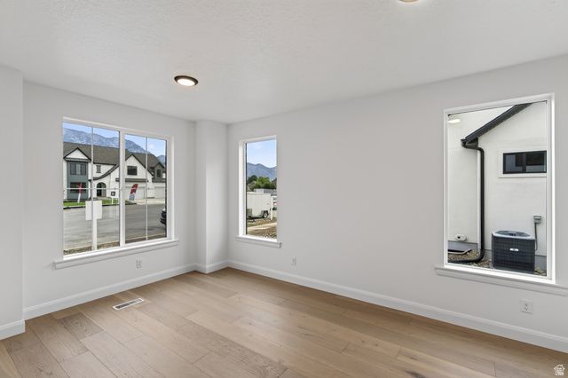 1566 N 275 W, Orem, UT 84057
