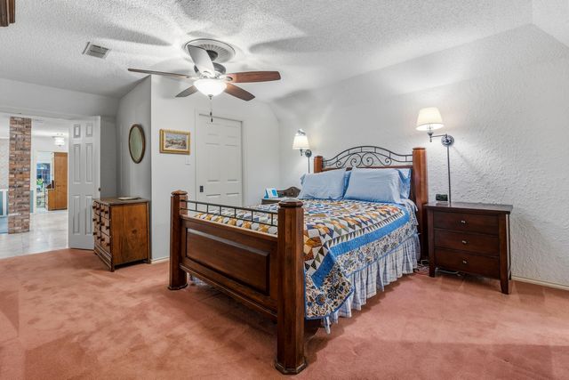 305 Wayne Avenue, Lubbock, TX 79416