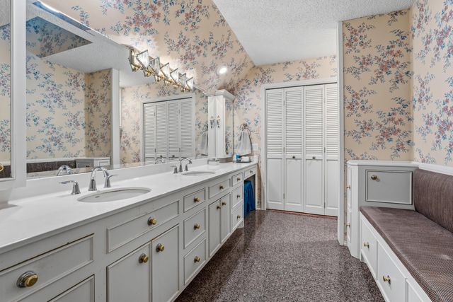 305 Wayne Avenue, Lubbock, TX 79416