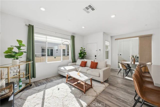 1692 W Trapezoid, Anaheim, CA 92802