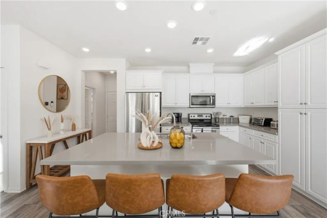 1692 W Trapezoid, Anaheim, CA 92802