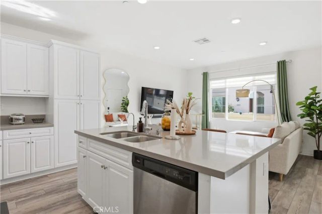 1692 W Trapezoid, Anaheim, CA 92802