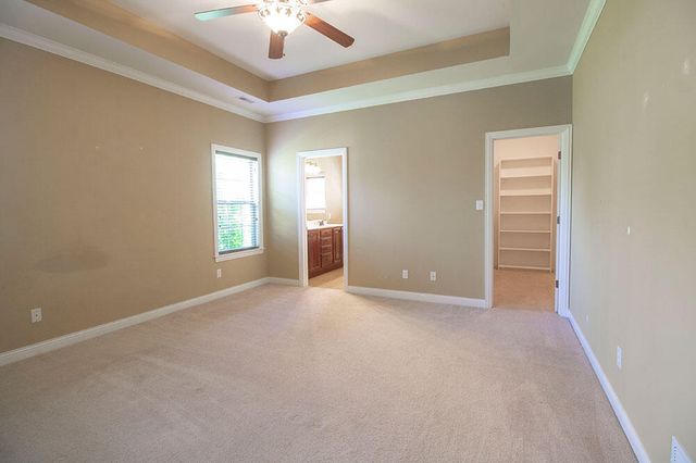 5305 CHAMOIS DR, Columbia, MO 65203