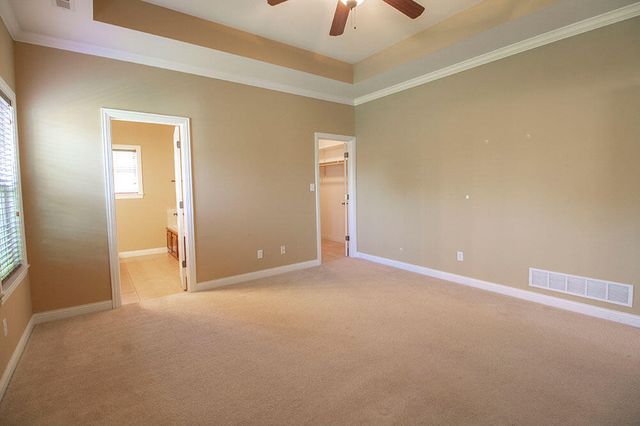 5305 CHAMOIS DR, Columbia, MO 65203