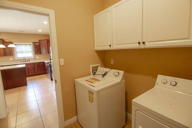 5305 CHAMOIS DR, Columbia, MO 65203