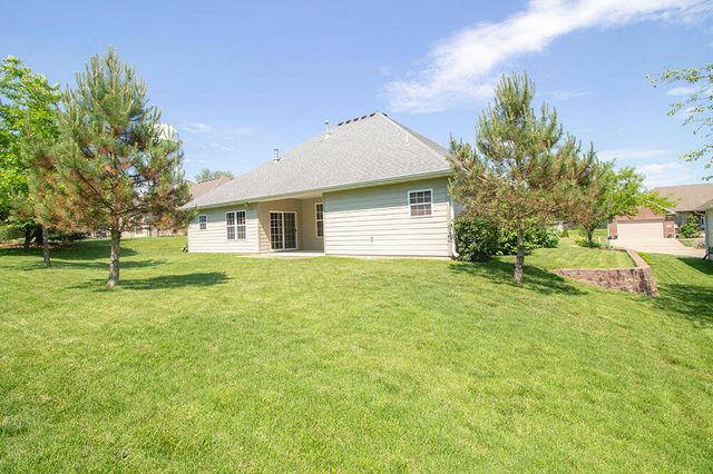 5305 CHAMOIS DR, Columbia, MO 65203