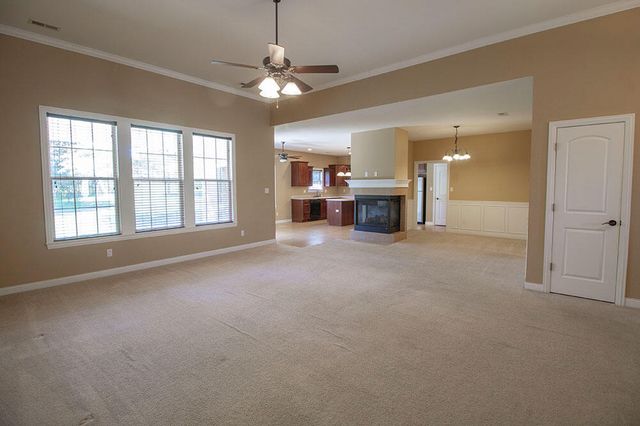 5305 CHAMOIS DR, Columbia, MO 65203