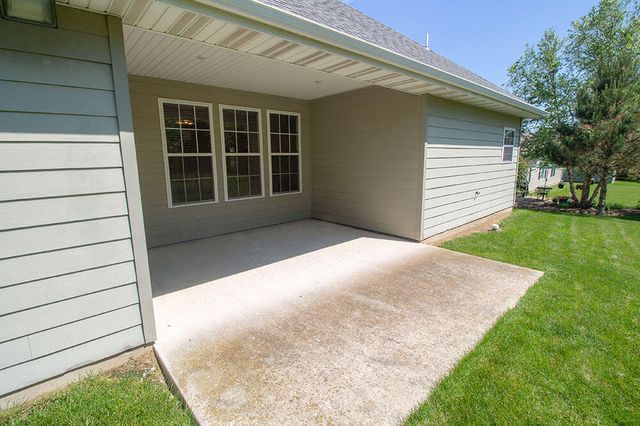 5305 CHAMOIS DR, Columbia, MO 65203