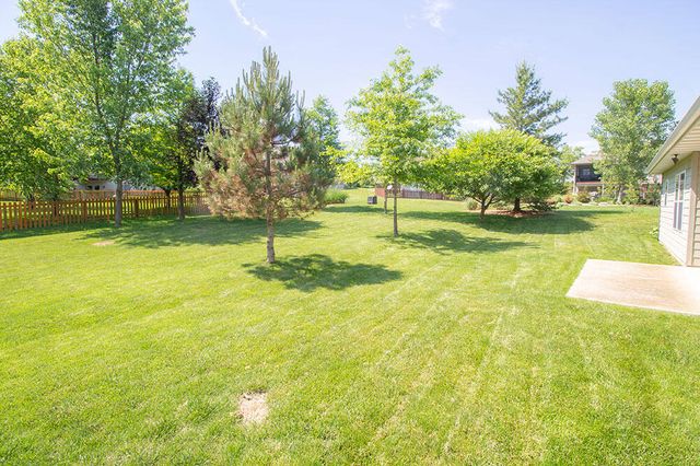 5305 CHAMOIS DR, Columbia, MO 65203