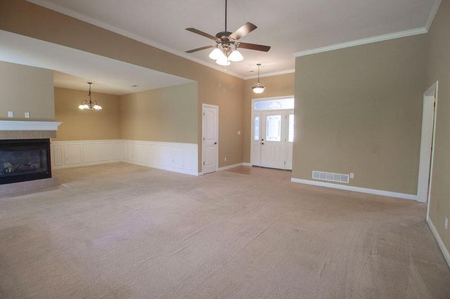 5305 CHAMOIS DR, Columbia, MO 65203