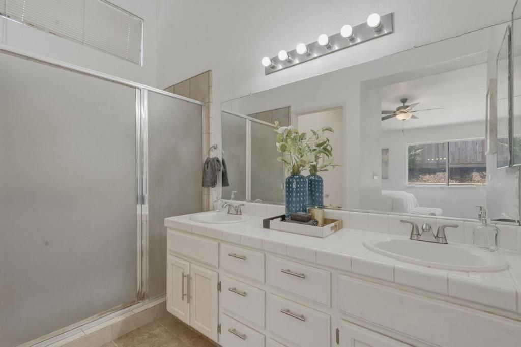 Image 25 of property listing at 2151 Glarner Street, Hollister, CA 95023