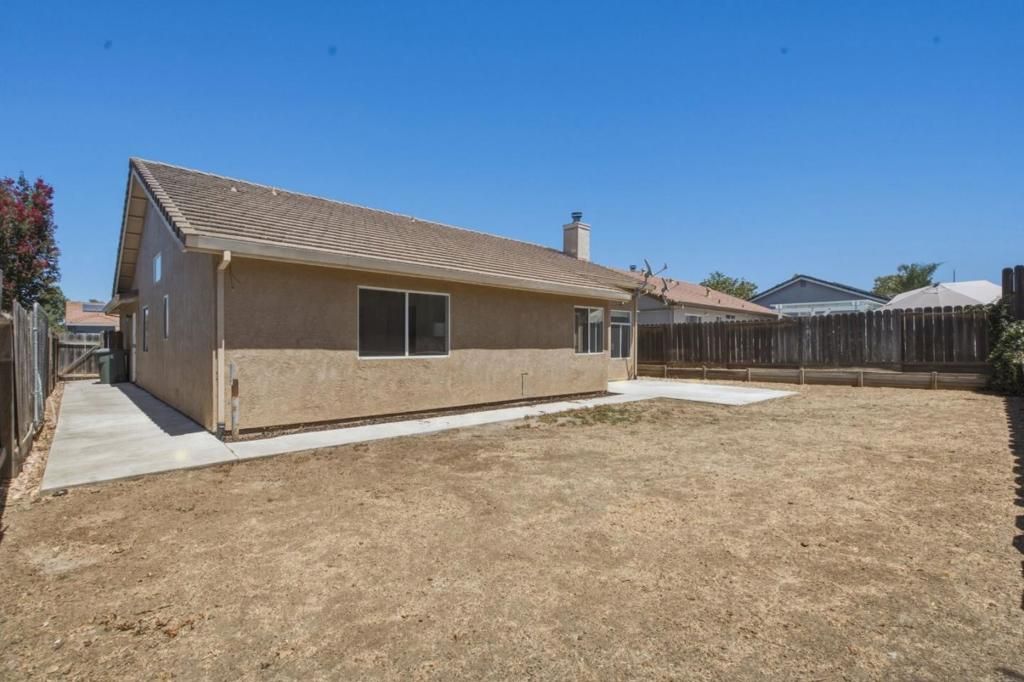 Image 34 of property listing at 2151 Glarner Street, Hollister, CA 95023