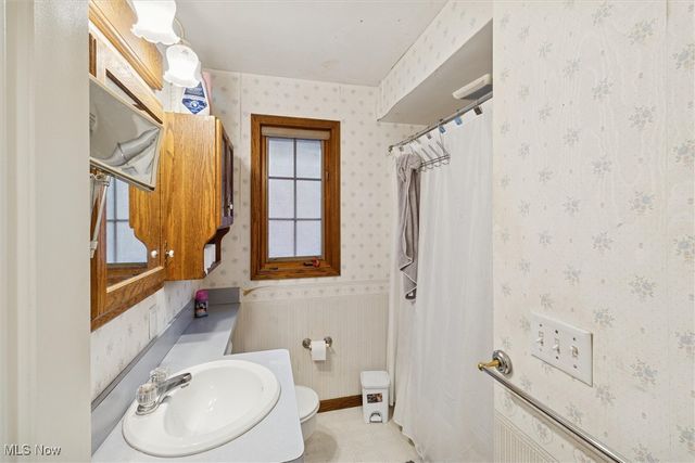 25918 Highland Road, Richmond Heights, OH 44143