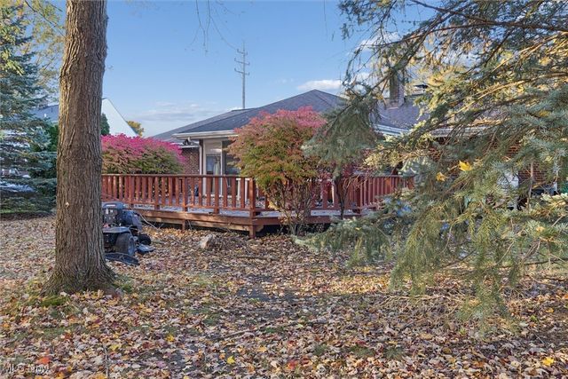 25918 Highland Road, Richmond Heights, OH 44143