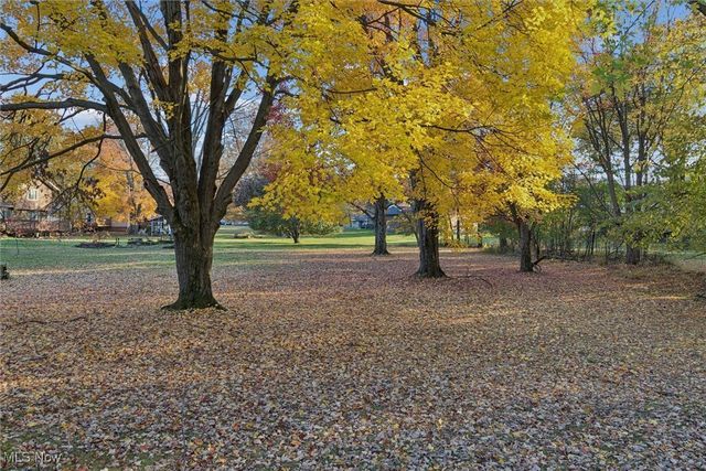 25918 Highland Road, Richmond Heights, OH 44143