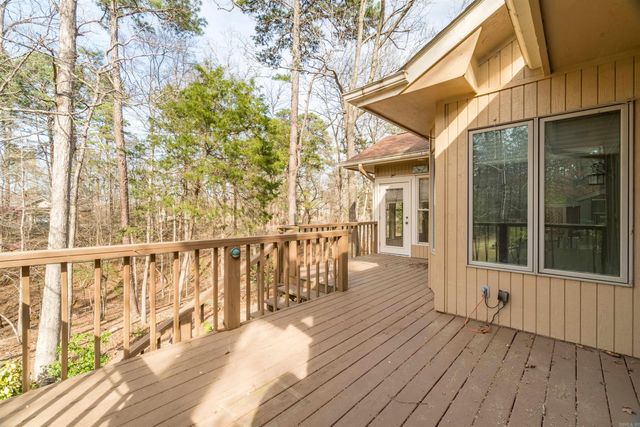 2 Quieto Place, Hot Springs Village, AR 71909