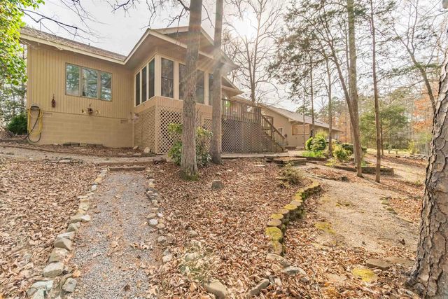 2 Quieto Place, Hot Springs Village, AR 71909