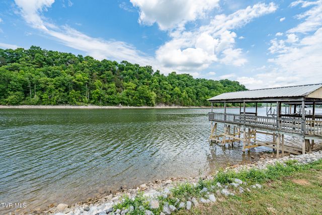 248 Lakeview Drive, Bluff City, TN 37618