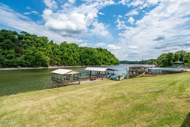 248 Lakeview Drive, Bluff City, TN 37618