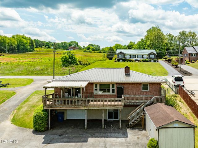 248 Lakeview Drive, Bluff City, TN 37618