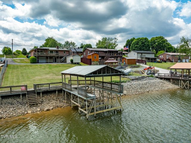 248 Lakeview Drive, Bluff City, TN 37618