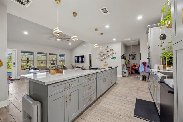 4425 Fuqua Street, Houston, TX 77048