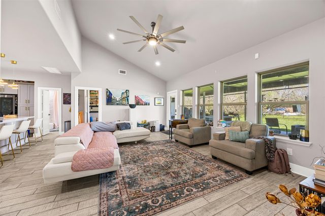 4425 Fuqua Street, Houston, TX 77048