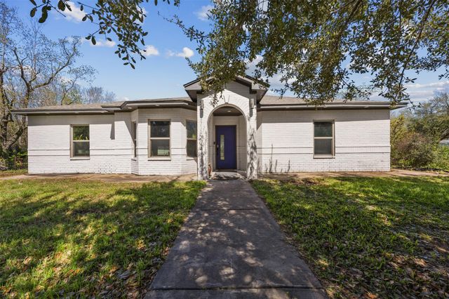 4425 Fuqua Street, Houston, TX 77048