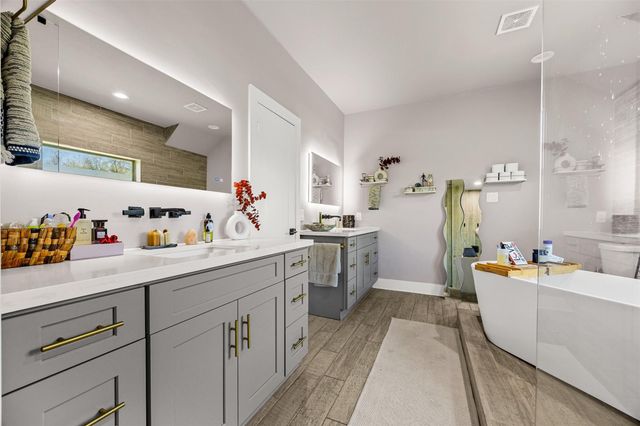 4425 Fuqua Street, Houston, TX 77048