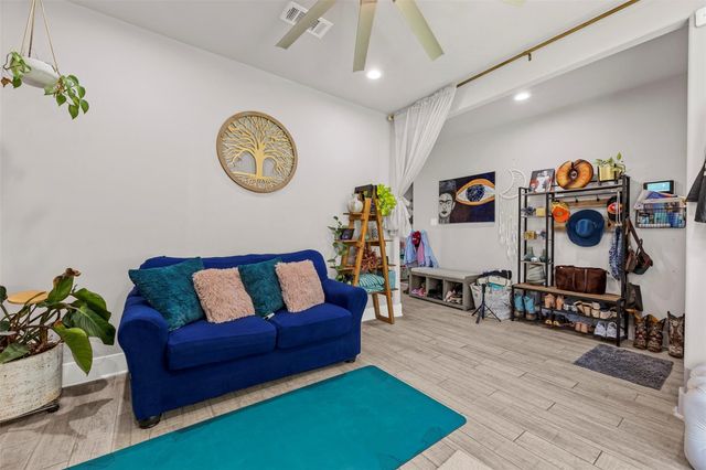 4425 Fuqua Street, Houston, TX 77048