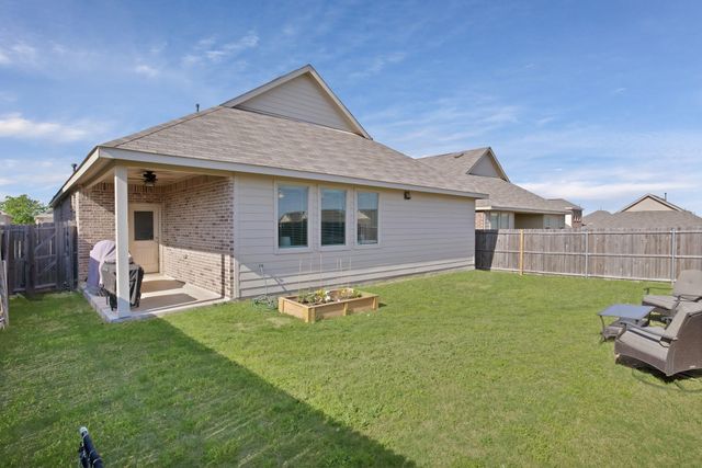 621 Ridgeback Trail, Fort Worth, TX 76052