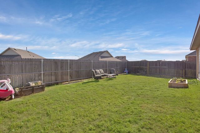 621 Ridgeback Trail, Fort Worth, TX 76052
