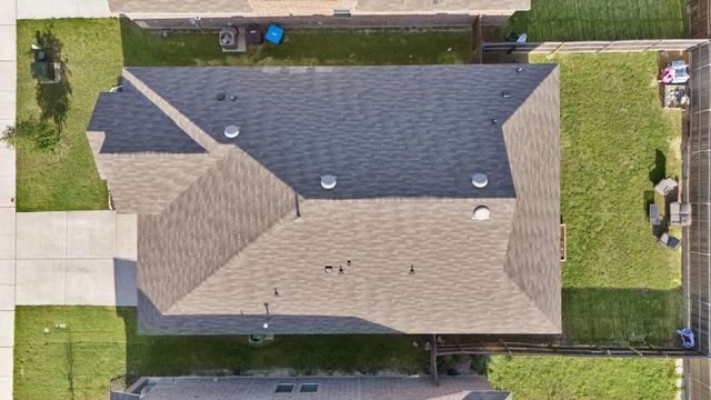 621 Ridgeback Trail, Fort Worth, TX 76052