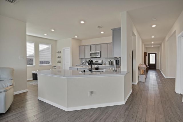 621 Ridgeback Trail, Fort Worth, TX 76052