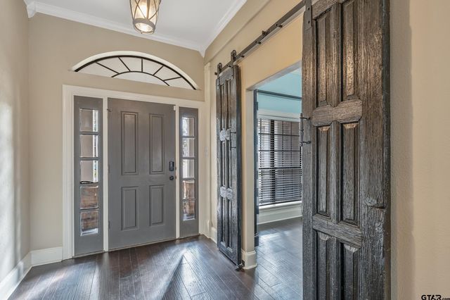 1205 Parkview Dr, Tyler, TX 75703