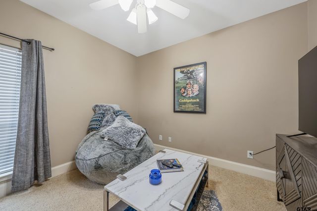 1205 Parkview Dr, Tyler, TX 75703