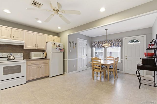 47 Forge Lane, Coram, NY 11727