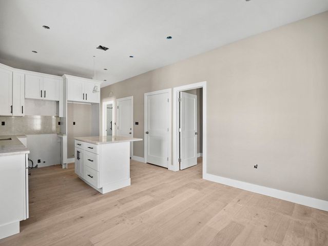 350 Windsor Street 2, Cambridge, MA 02141