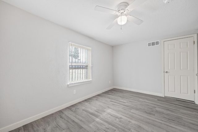 3323 E Tulare Street, Fresno, CA 93702