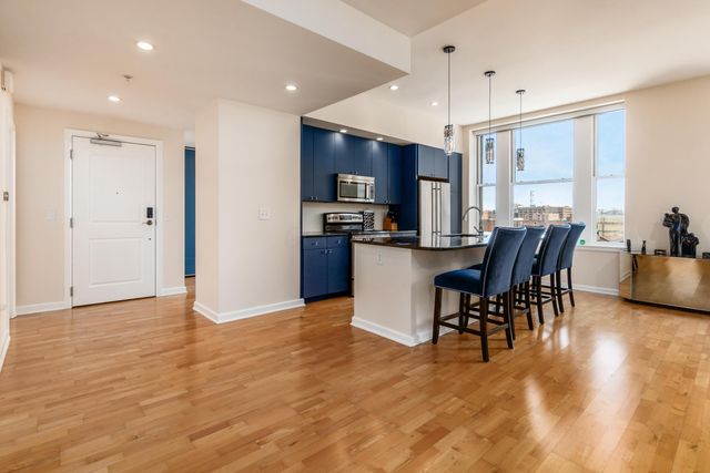 145 N High Street, 400, Columbus, OH 43215